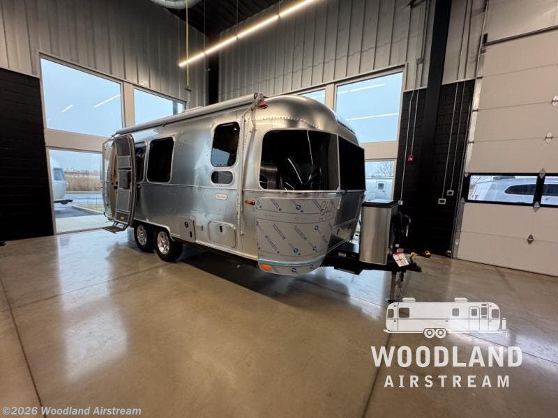 New 2026 Airstream Flying Cloud 23FB Twin available in Lebanon, Indiana