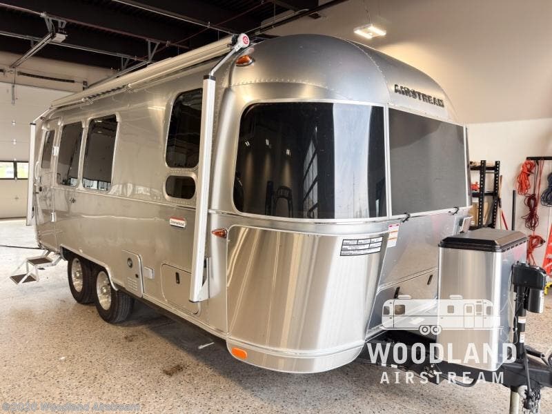 Used 2024 Airstream International 23FB Twin available in Clarkston, Michigan