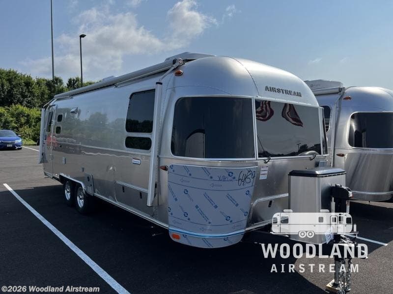 New 2025 Airstream International 27FB Twin available in Georgetown, Kentucky
