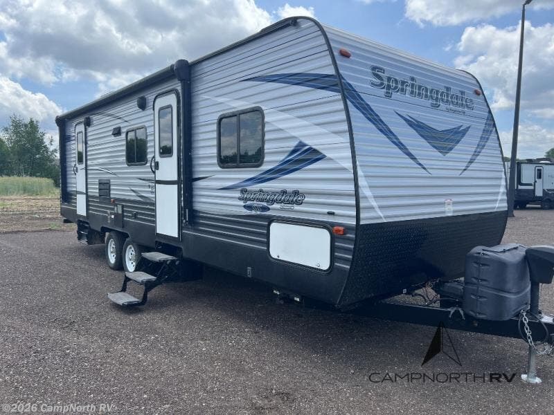 Used 2018 Keystone Springdale Summerland 2720BH available in Schoolcraft, Michigan