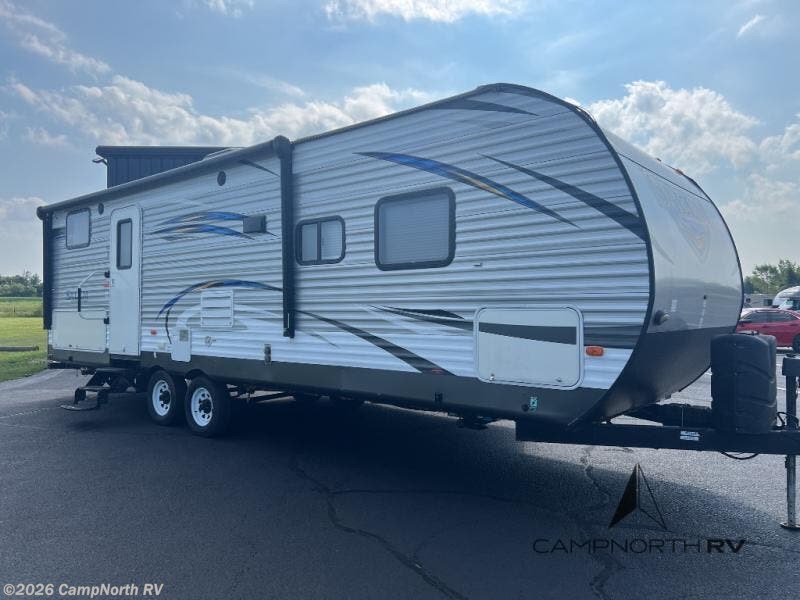 Used 2018 Forest River Salem 27DBK available in Schoolcraft, Michigan