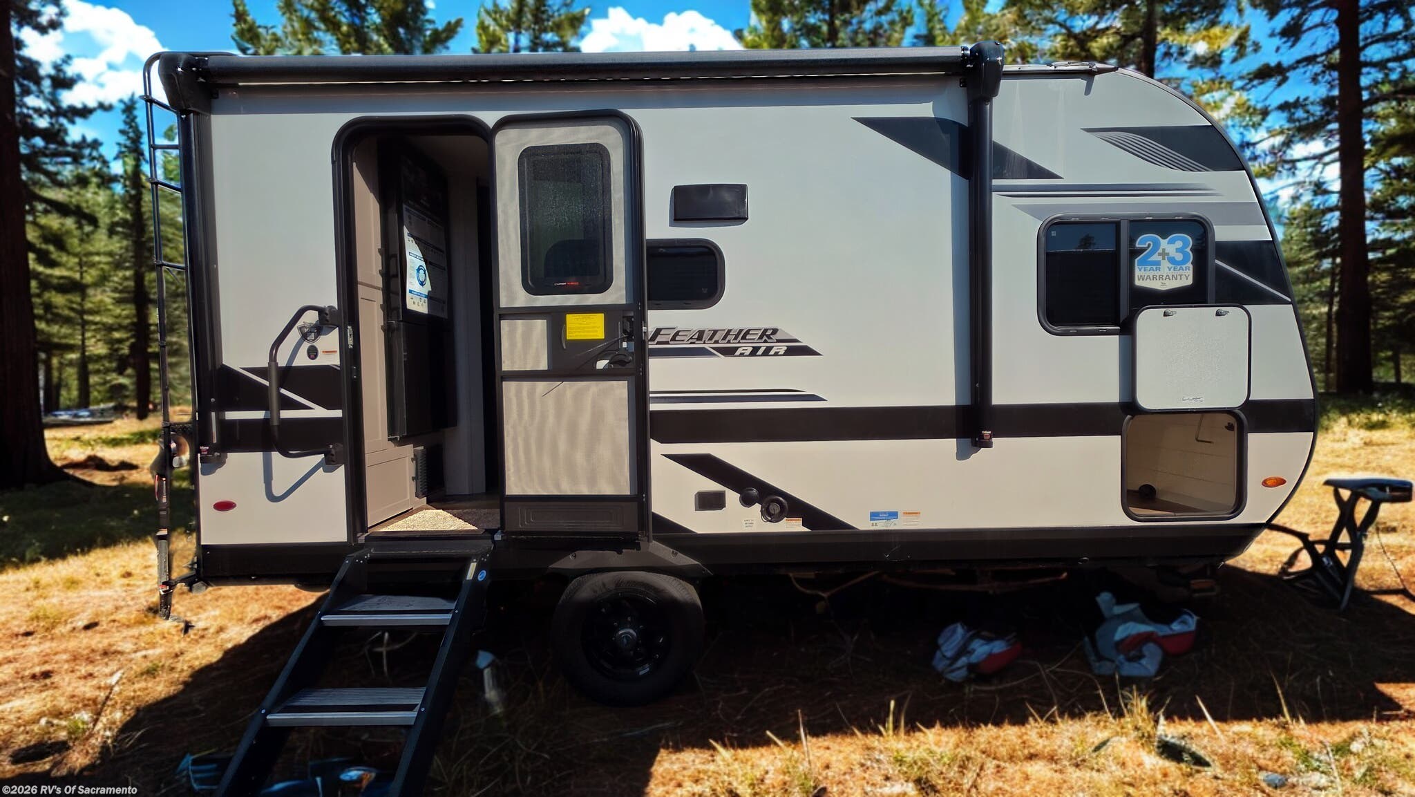 New 2026 Jayco Jay Feather Air 16FBS available in Elk Grove, California