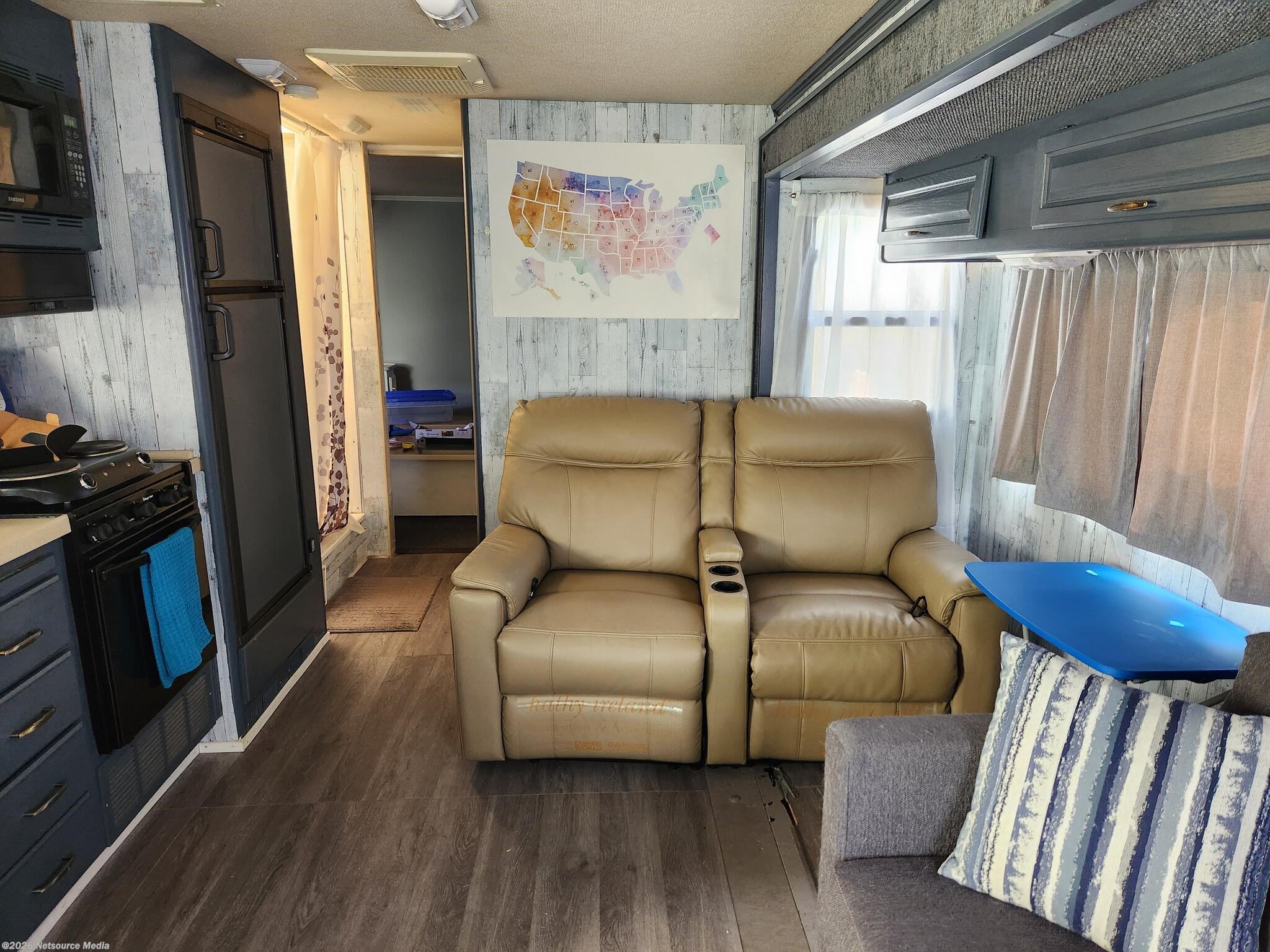 Used 2005 Fleetwood Bounder  available in Nampa, Idaho