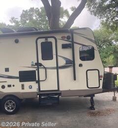 Used 2017 Forest River Flagstaff Kitchen front, slide, center bath, queen rear available in Lafayette, Louisiana
