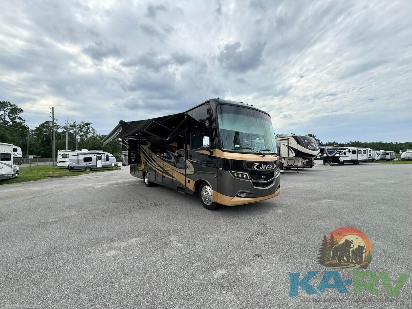 Used 2018 Jayco  35S available in Fruitland Park, Florida