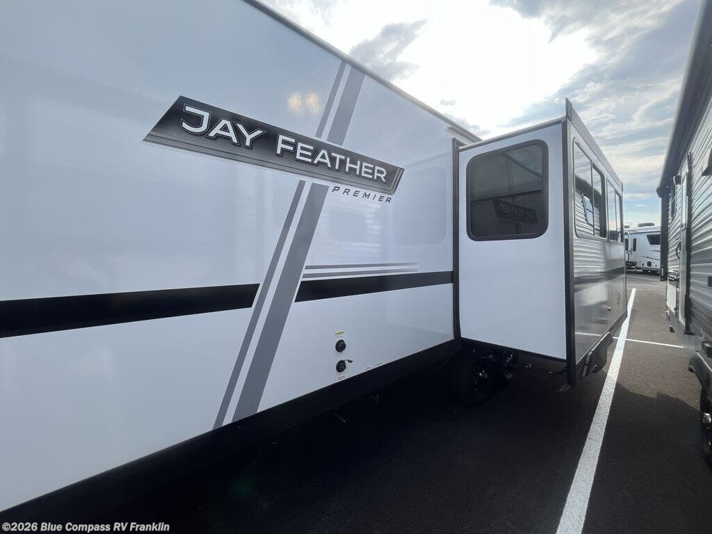 New 2027 Jayco Jay Feather 27MK available in Franklin, Kentucky