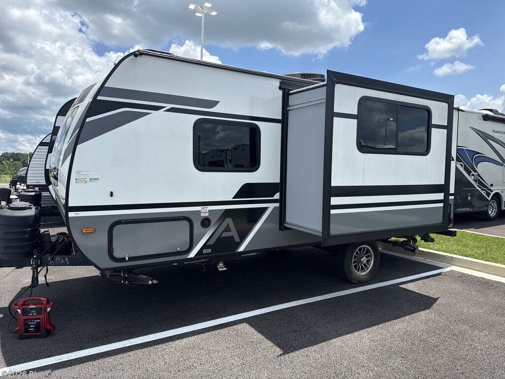 Used 2024 Coachmen Apex Nano 191RBS available in Franklin, Kentucky