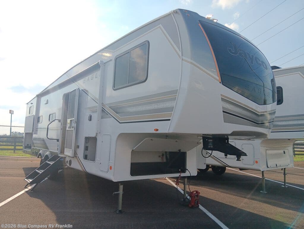 New 2027 Jayco Eagle 31QBH available in Franklin, Kentucky