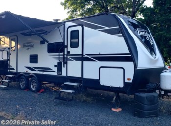 Used 2019 Grand Design Imagine 2800BH available in Bend, Oregon