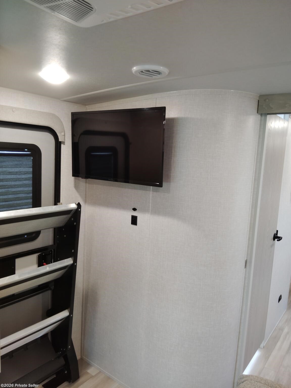 Used 2023 Forest River Flagstaff Super Lite 26RKBS available in Elizabethton, Tennessee