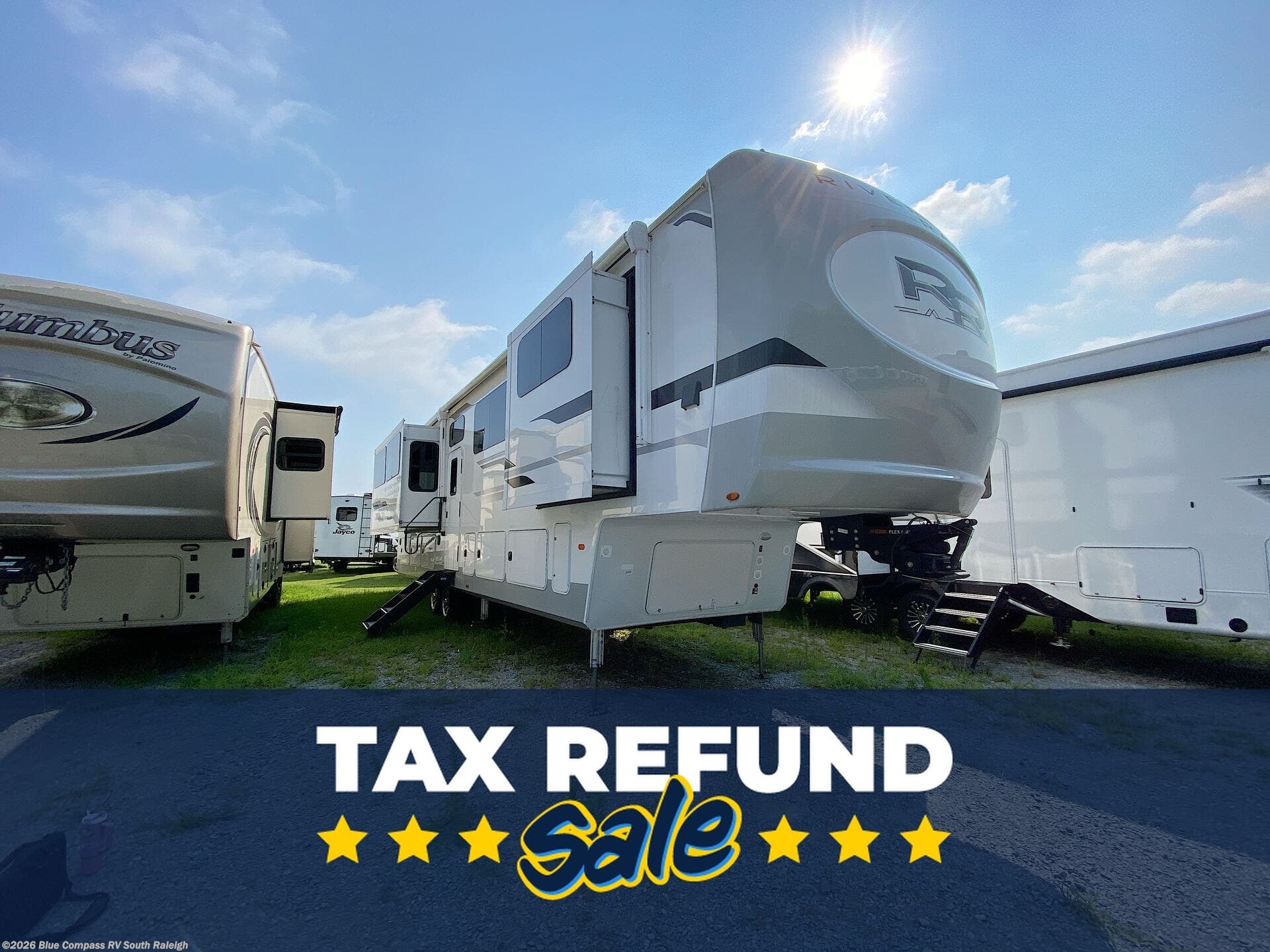 Used 2022 Palomino River Ranch Salem Hemisphere Hyper-Lyte 392mb available in Benson, North Carolina