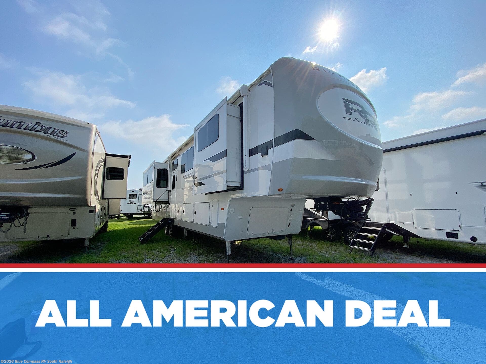 Used 2022 Palomino River Ranch Salem Hemisphere Hyper-Lyte 392mb available in Benson, North Carolina