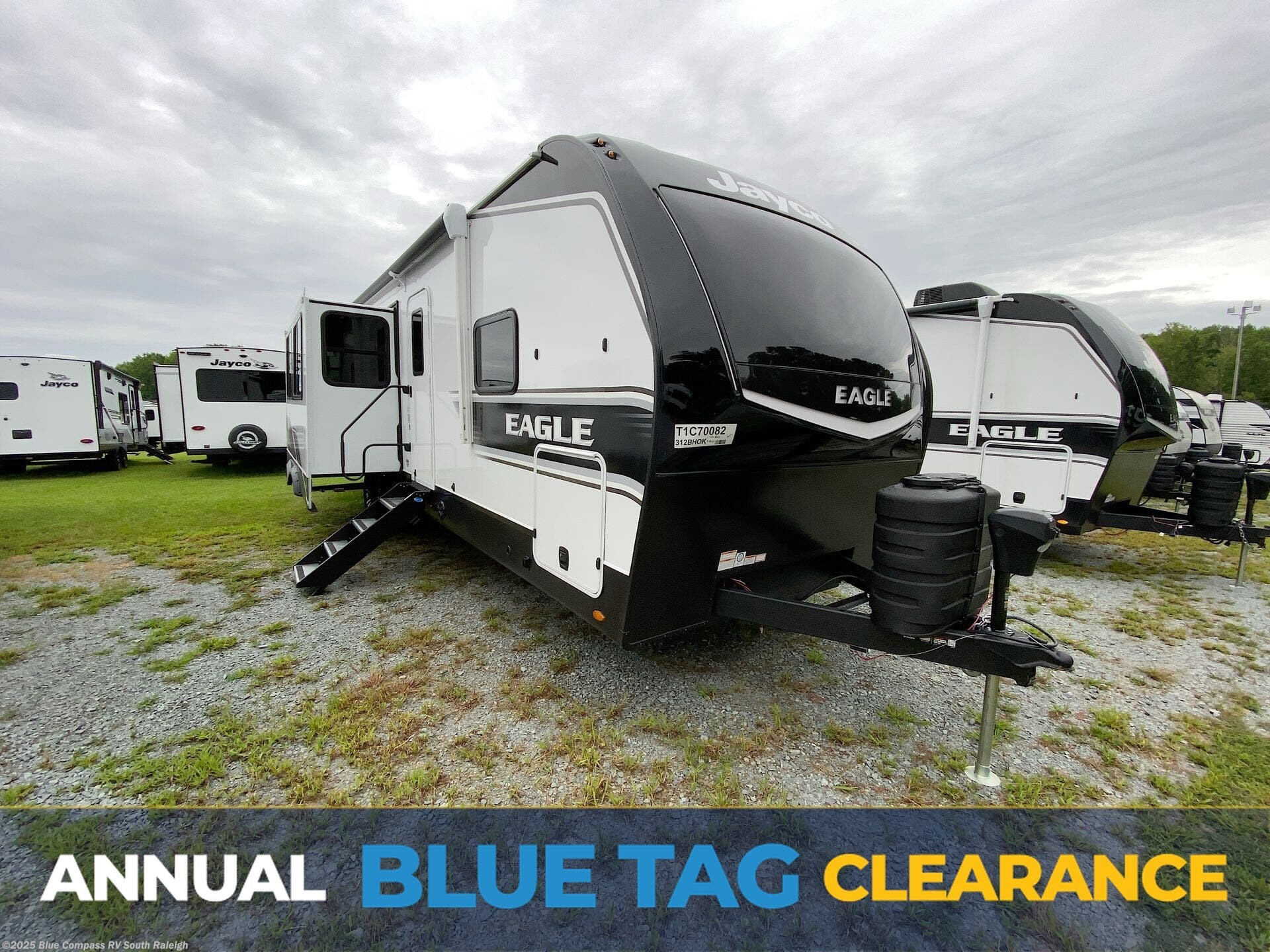 New 2026 Jayco Eagle HT 312BHOK available in Benson, North Carolina