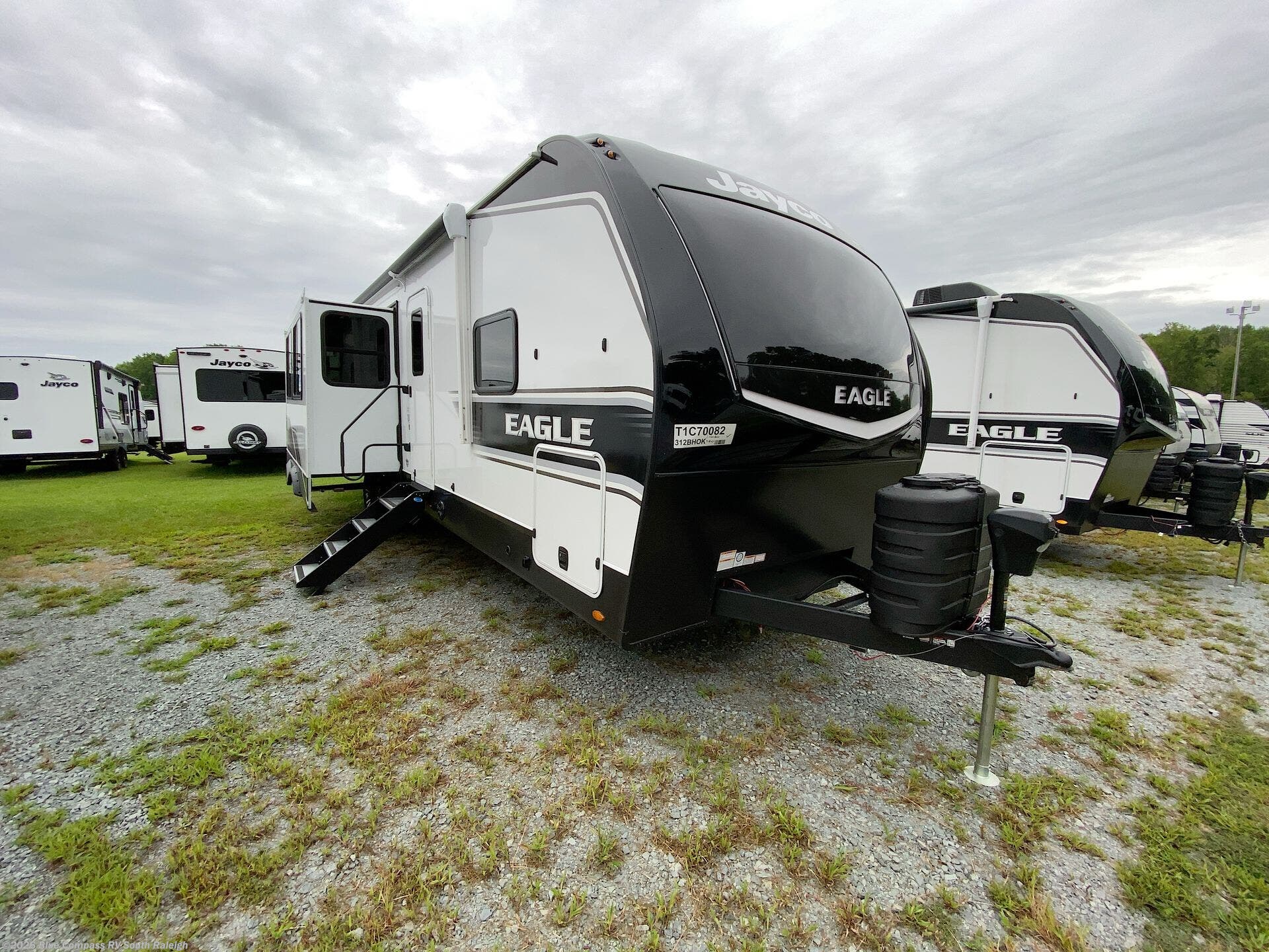 New 2026 Jayco Eagle HT 312BHOK available in Benson, North Carolina
