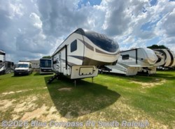 Used 2023 Forest River Rockwood Signature 2891bh Ultra Lite available in Benson, North Carolina