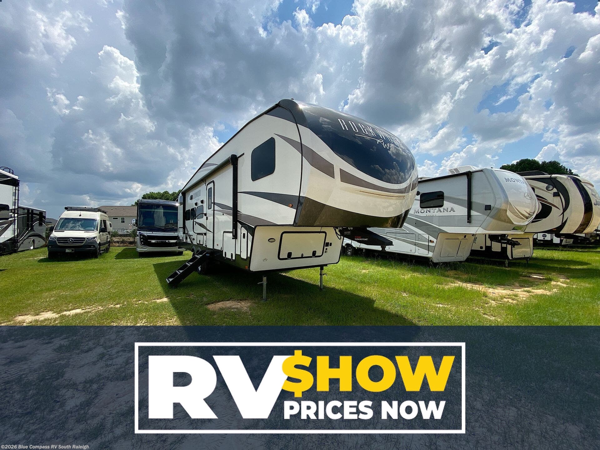 Used 2023 Forest River Rockwood Signature 2891bh  Ultra Lite available in Benson, North Carolina