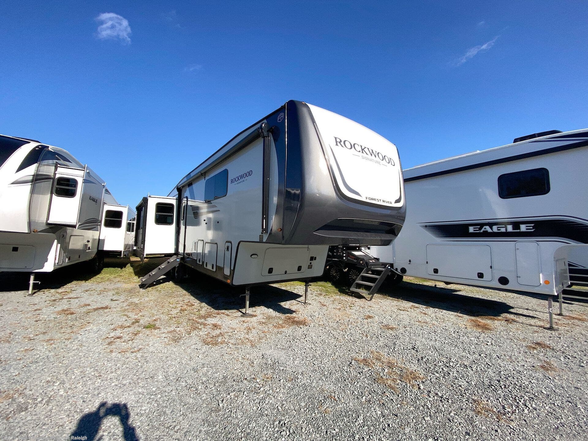 New 2026 Forest River Rockwood Signature 401SFB available in Benson, North Carolina