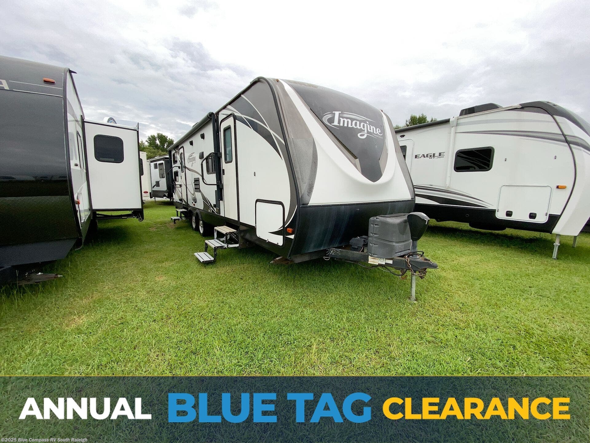Used 2018 Grand Design Imagine 2800BH available in Benson, North Carolina