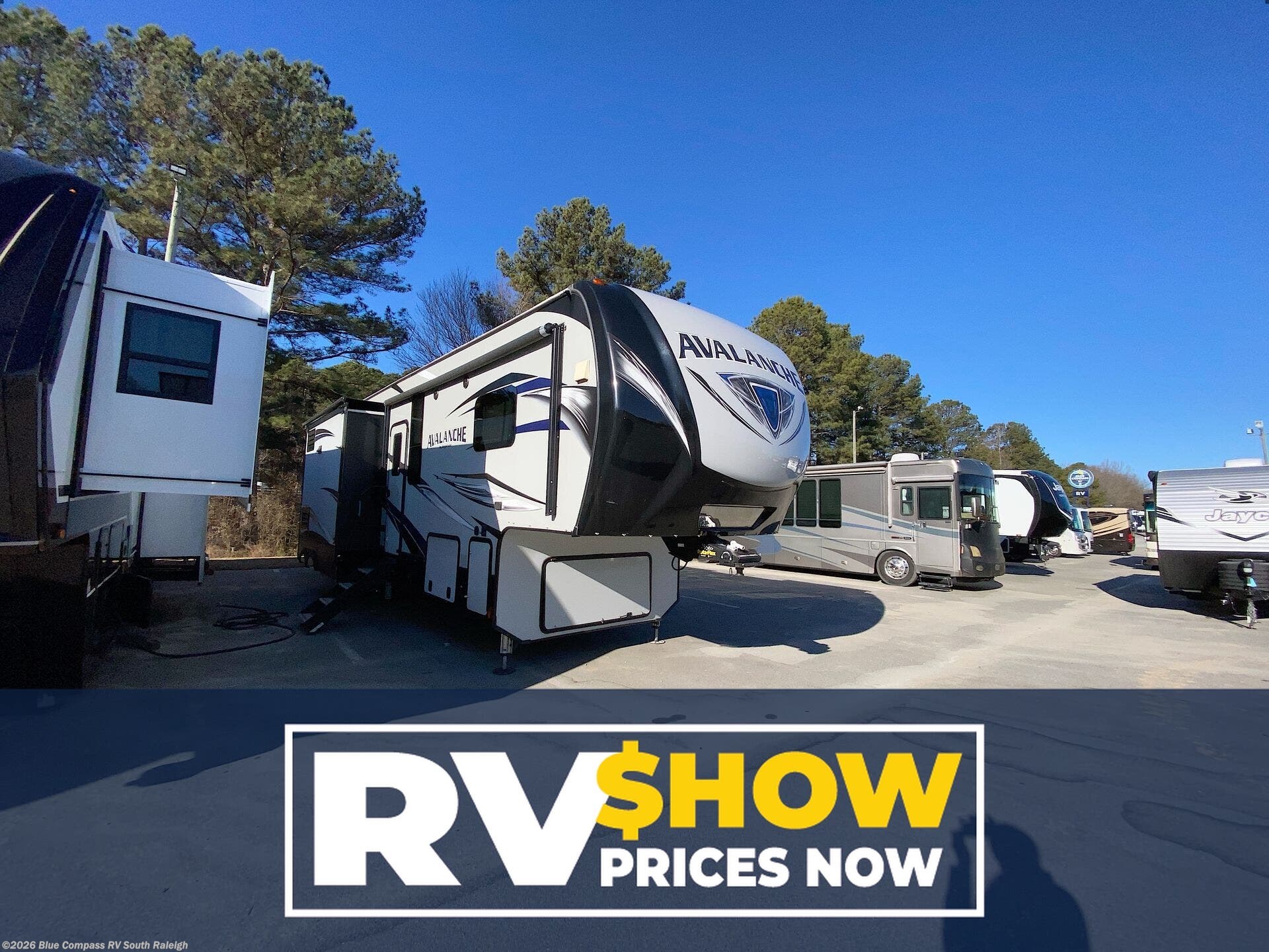Used 2018 Keystone Avalanche 385BG available in Benson, North Carolina