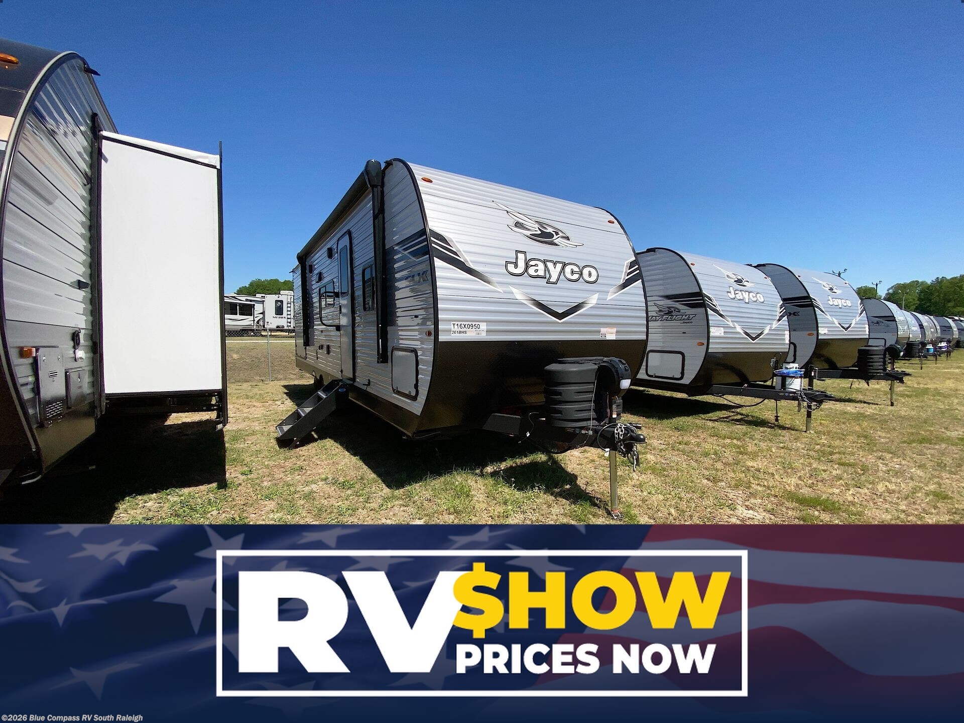New 2026 Jayco Jay Flight SLX 261BHS available in Benson, North Carolina