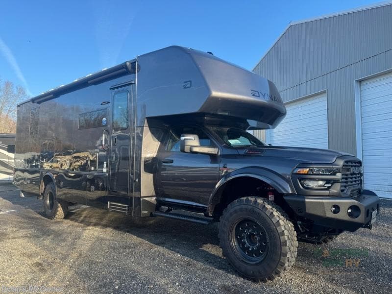 New 2026 Dynamax Corp  Isata 5 30FW4x4 available in Sewell, New Jersey