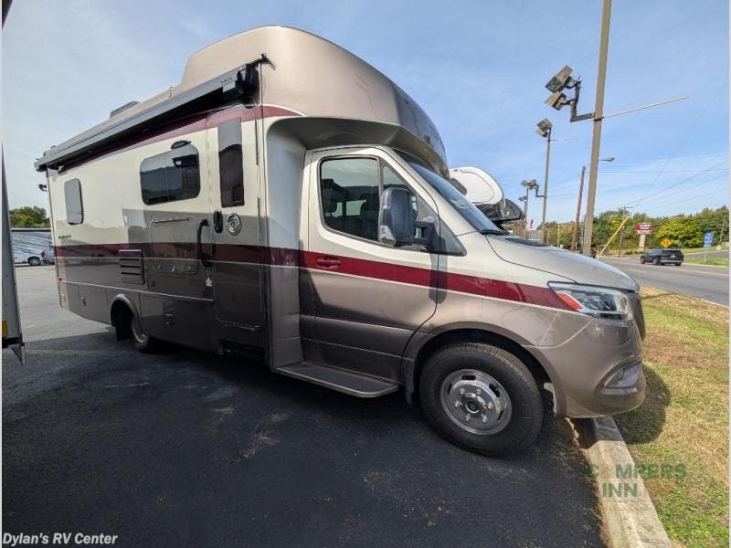 Used 2021 Tiffin Wayfarer 25 SW available in Sewell, New Jersey