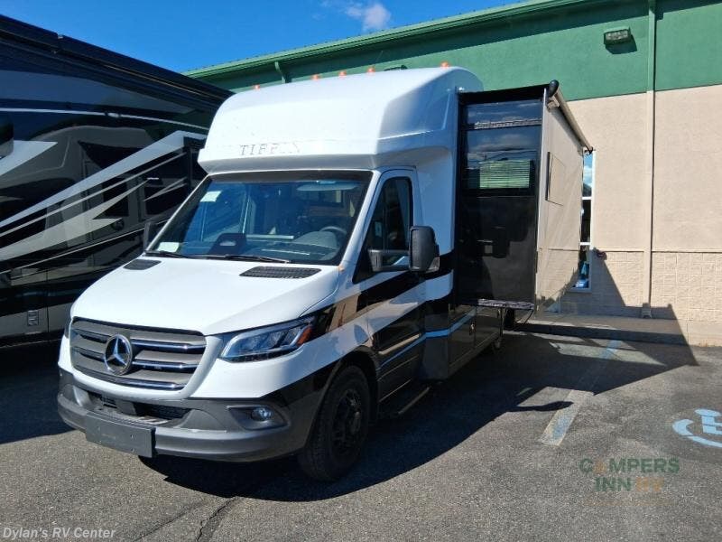 New 2027 Tiffin Wayfarer 25 RW available in Sewell, New Jersey