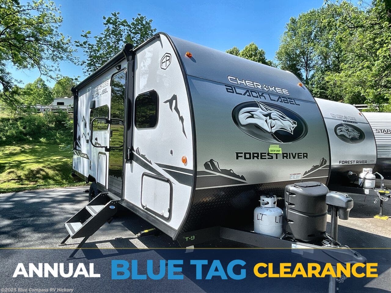 New 2025 Forest River Cherokee Wolf Pup Black Label 16BHSWBL available in Claremont, North Carolina