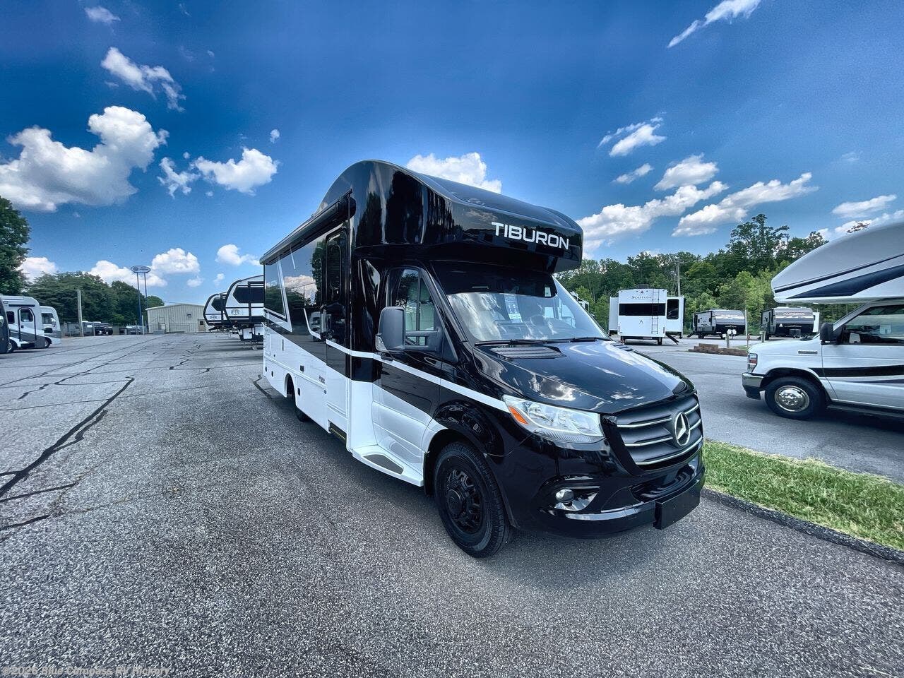 New 2026 Thor Motor Coach Tiburon Sprinter 24FB available in Claremont, North Carolina