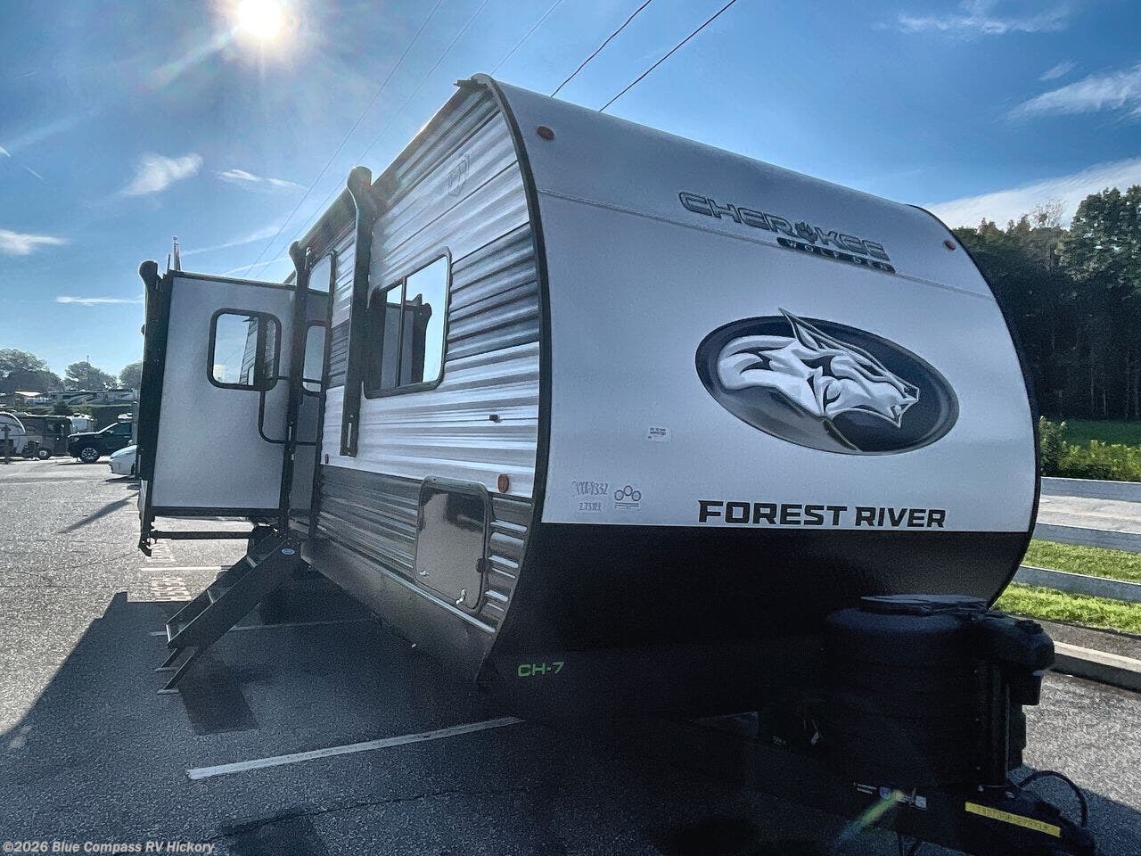 New 2026 Forest River Cherokee Wolf Den 273XLK available in Claremont, North Carolina