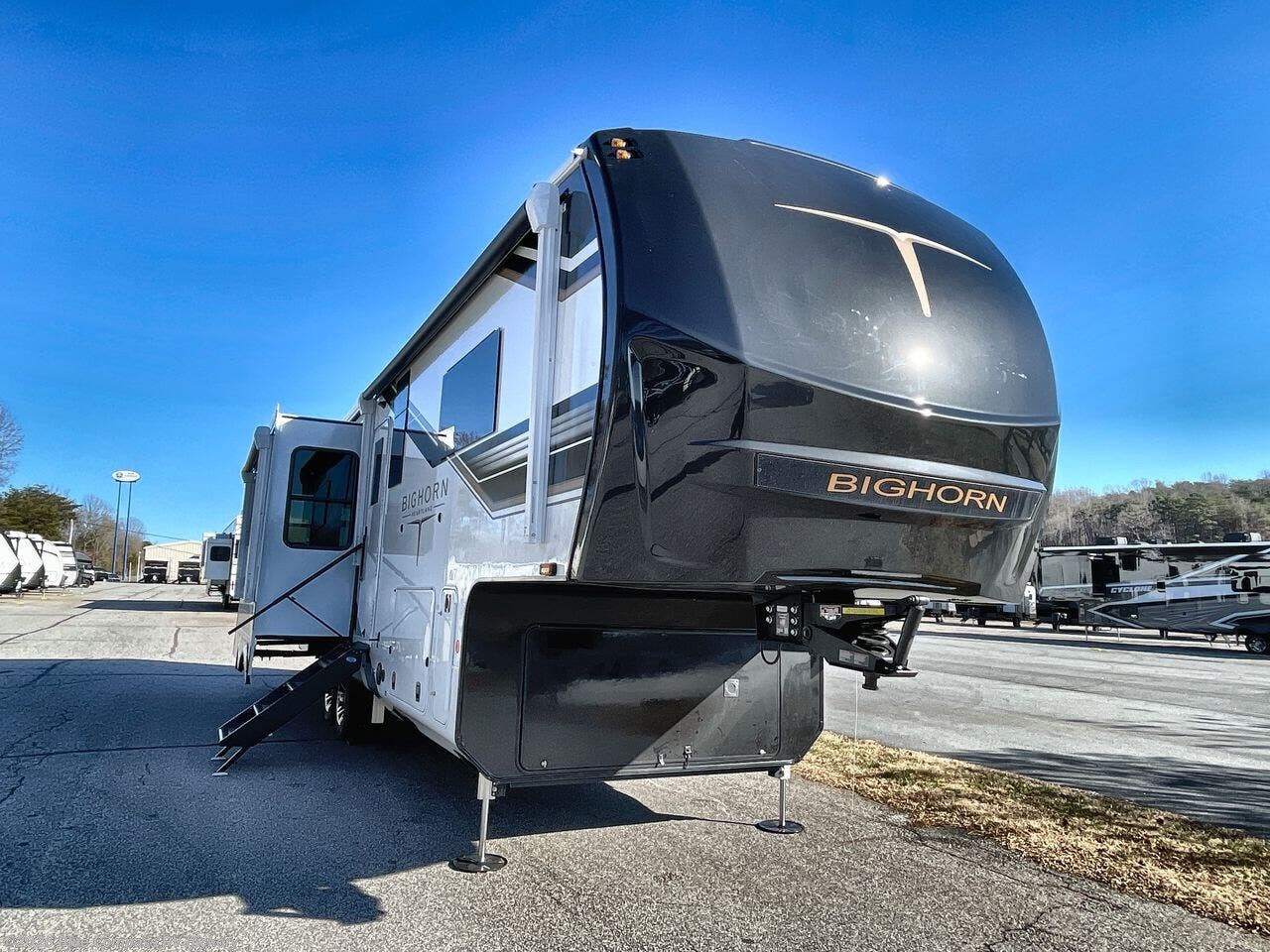 New 2026 Heartland Bighorn 31RL available in Claremont, North Carolina