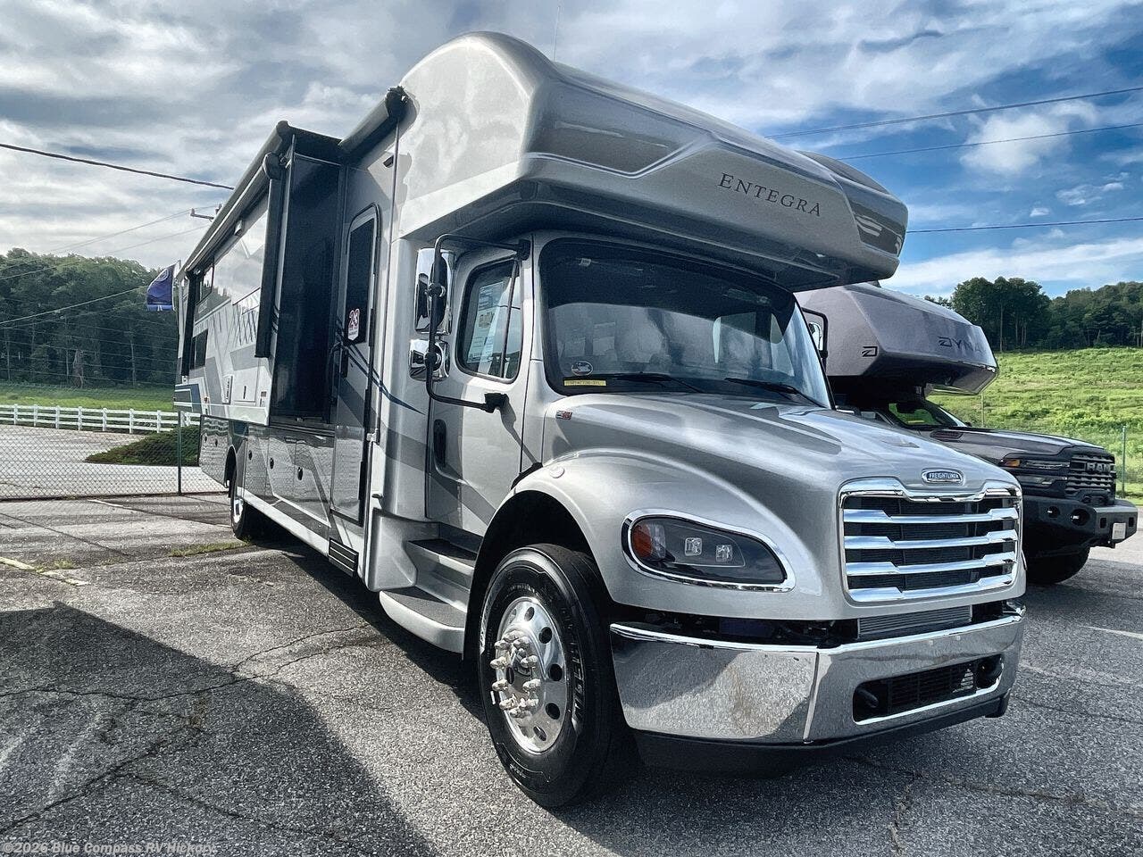 New 2027 Entegra Coach Accolade 37L available in Claremont, North Carolina