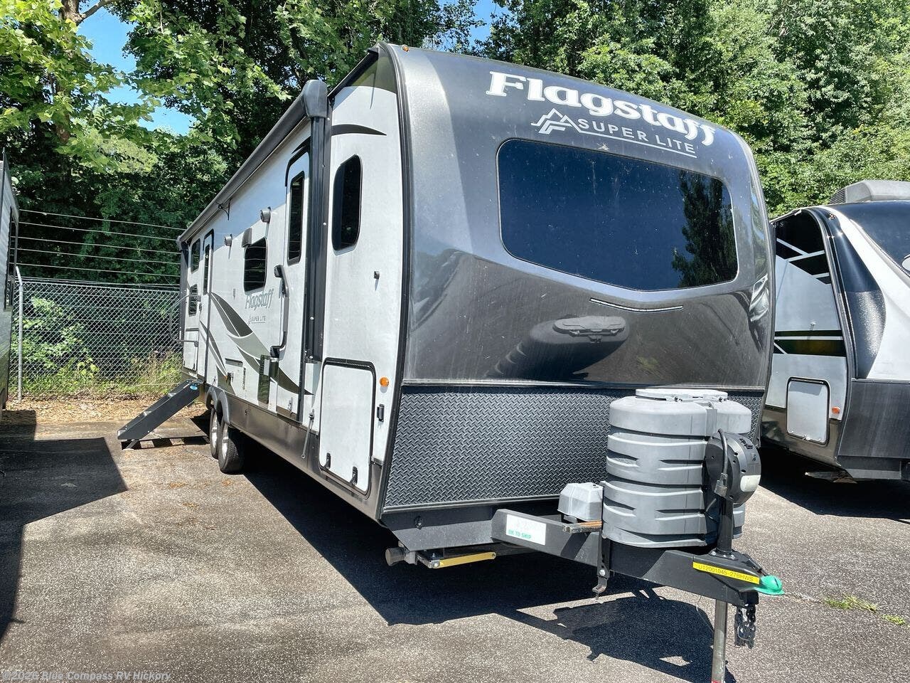 Used 2024 Forest River Flagstaff Classic 27BHSW available in Claremont, North Carolina