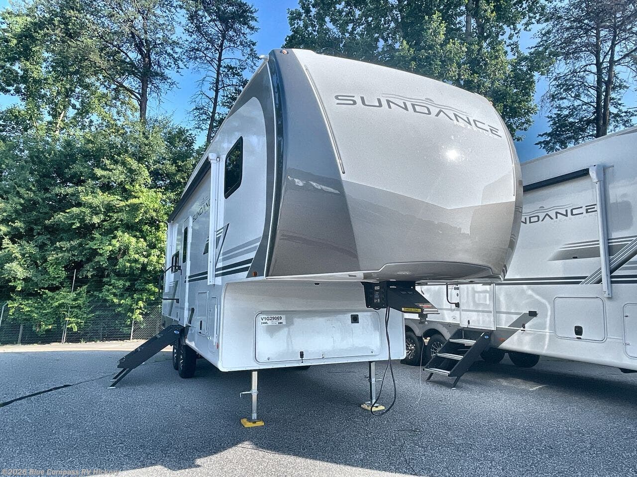 New 2027 Heartland Sundance XLT 24ML available in Claremont, North Carolina