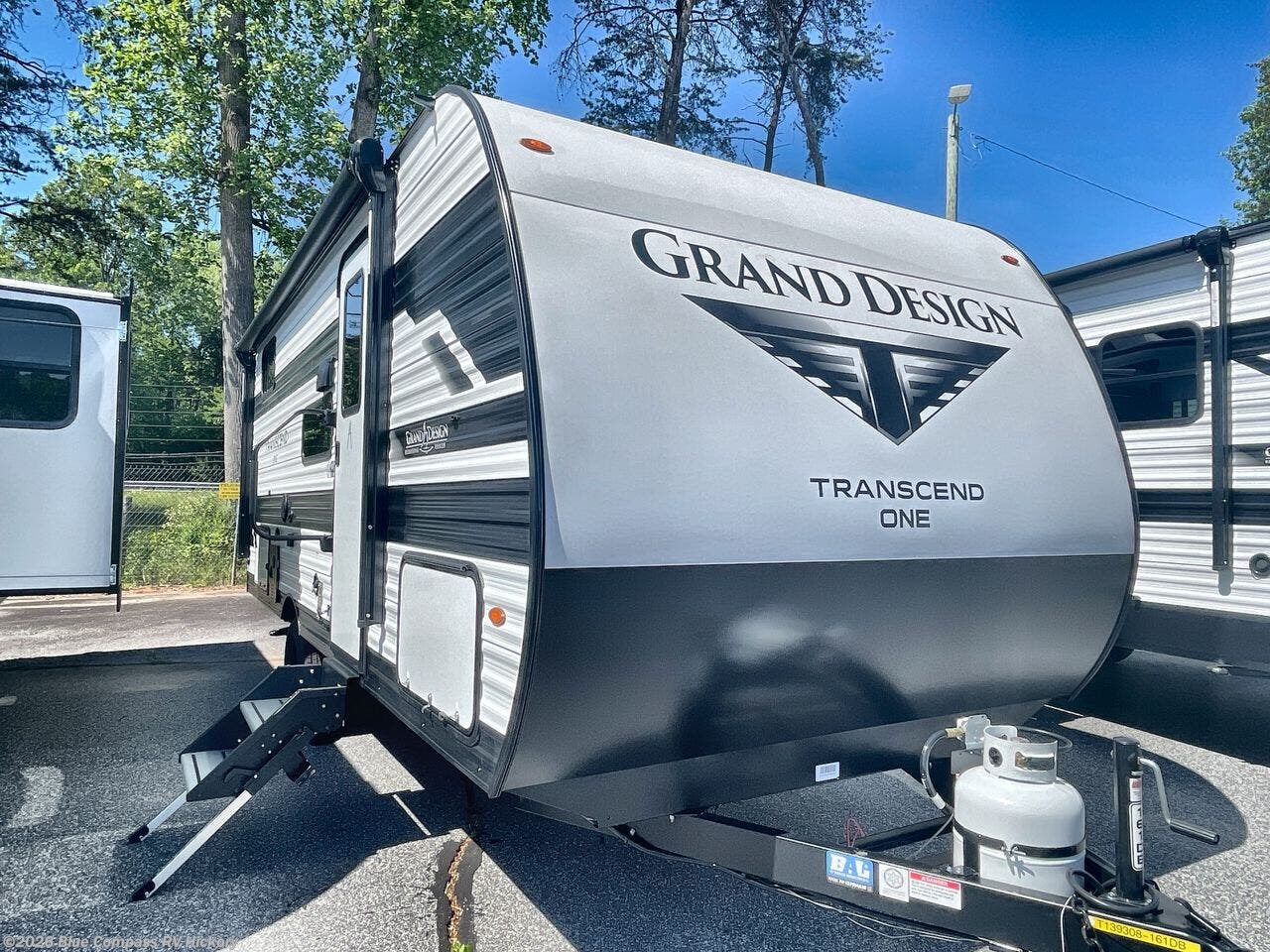 New 2026 Grand Design Transcend One 161DB available in Claremont, North Carolina