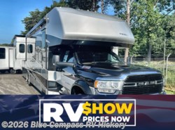 Used 2022 Dynamax Corp Isata 5 34DS available in Claremont, North Carolina