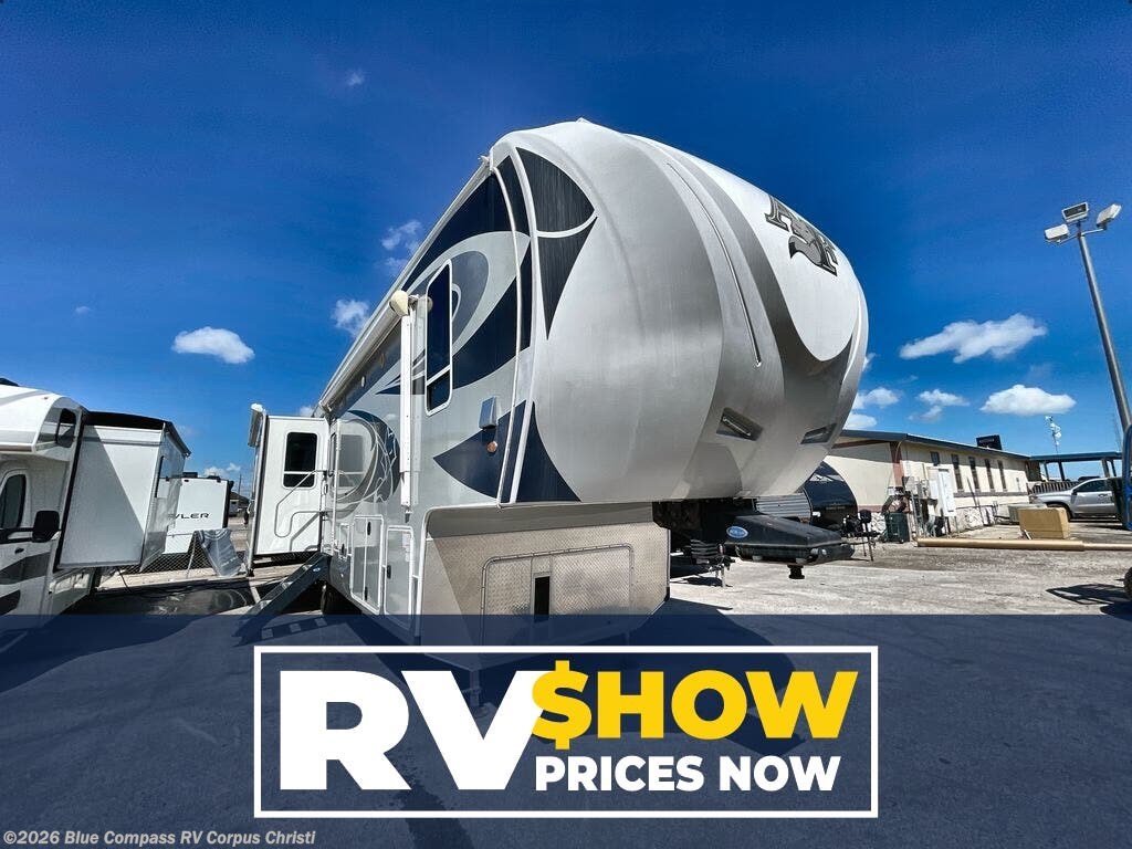 Used 2020 Northwood Arctic Fox Grande Ronde 35-5Z available in Corpus Christi, Texas