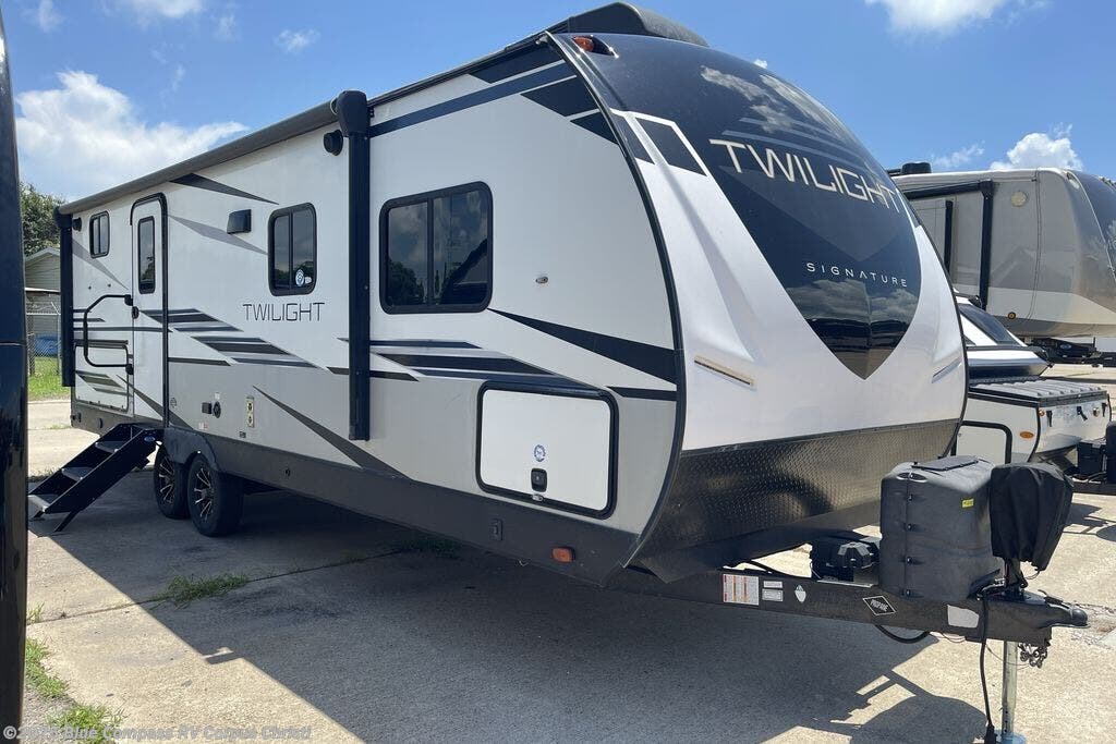 Used 2022 Cruiser RV Twilight Signature TWS 2580 available in Corpus Christi, Texas