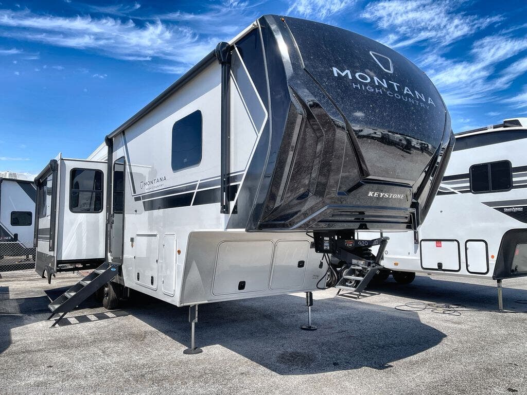 New 2026 Keystone Montana High Country 290RL available in Corpus Christi, Texas