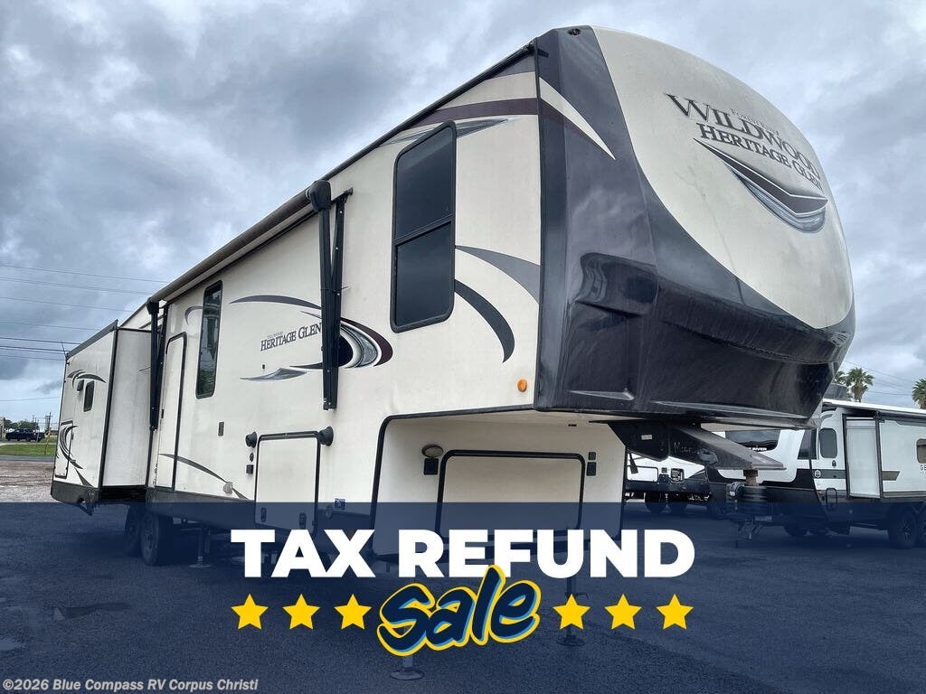Used 2021 Forest River Wildwood Heritage Glen 370BL available in Corpus Christi, Texas