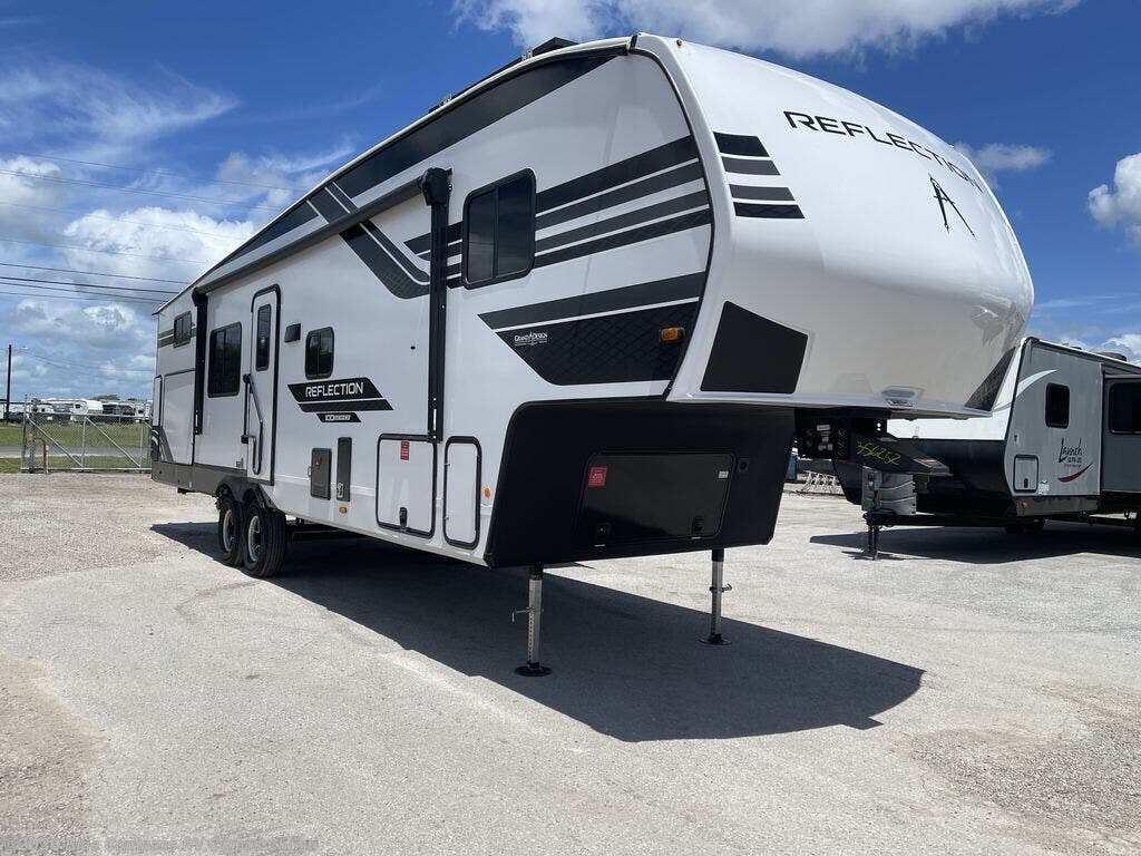New 2026 Grand Design Reflection 100 Series 32BH available in Corpus Christi, Texas