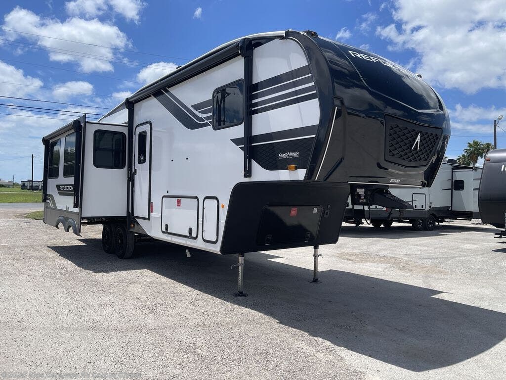 New 2026 Grand Design Reflection 303RLS available in Corpus Christi, Texas