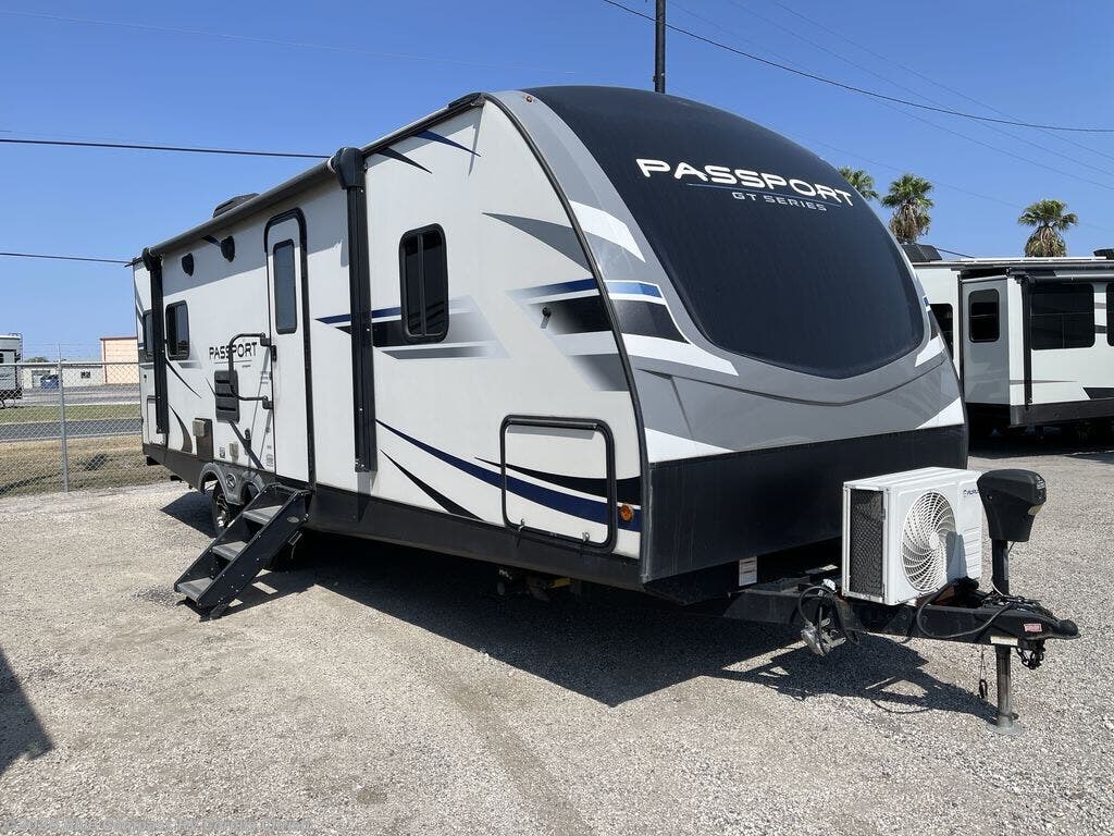 Used 2021 Keystone Passport 2521RL available in Corpus Christi, Texas