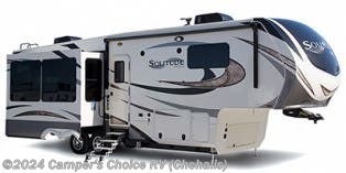 New 2022 Grand Design Solitude S-Class 3950BH available in Silverdale, Washington