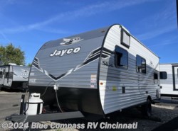 New 2025 Jayco Jay Flight SLX 175BH available in Cincinnati, Ohio