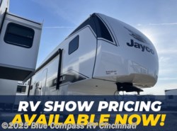 New 2025 Jayco Eagle SLE 28BHU available in Cincinnati, Ohio