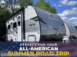 New 2025 Jayco Jay Flight SLX 160LK available in Cincinnati, Ohio