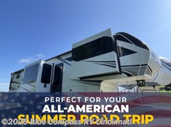 New 2025 Grand Design Solitude 380FL available in Cincinnati, Ohio