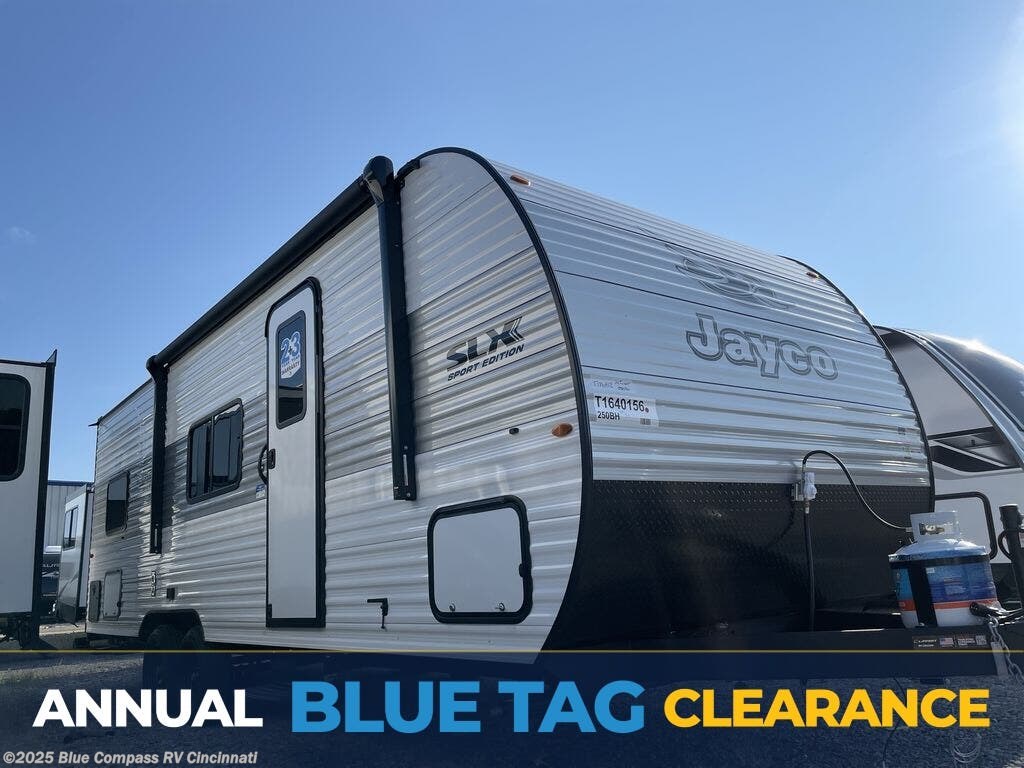 New 2026 Jayco Jay Flight SLX 250BH available in Cincinnati, Ohio