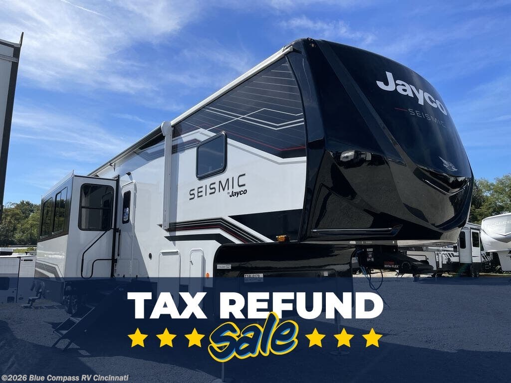 New 2026 Jayco Seismic 395 available in Cincinnati, Ohio